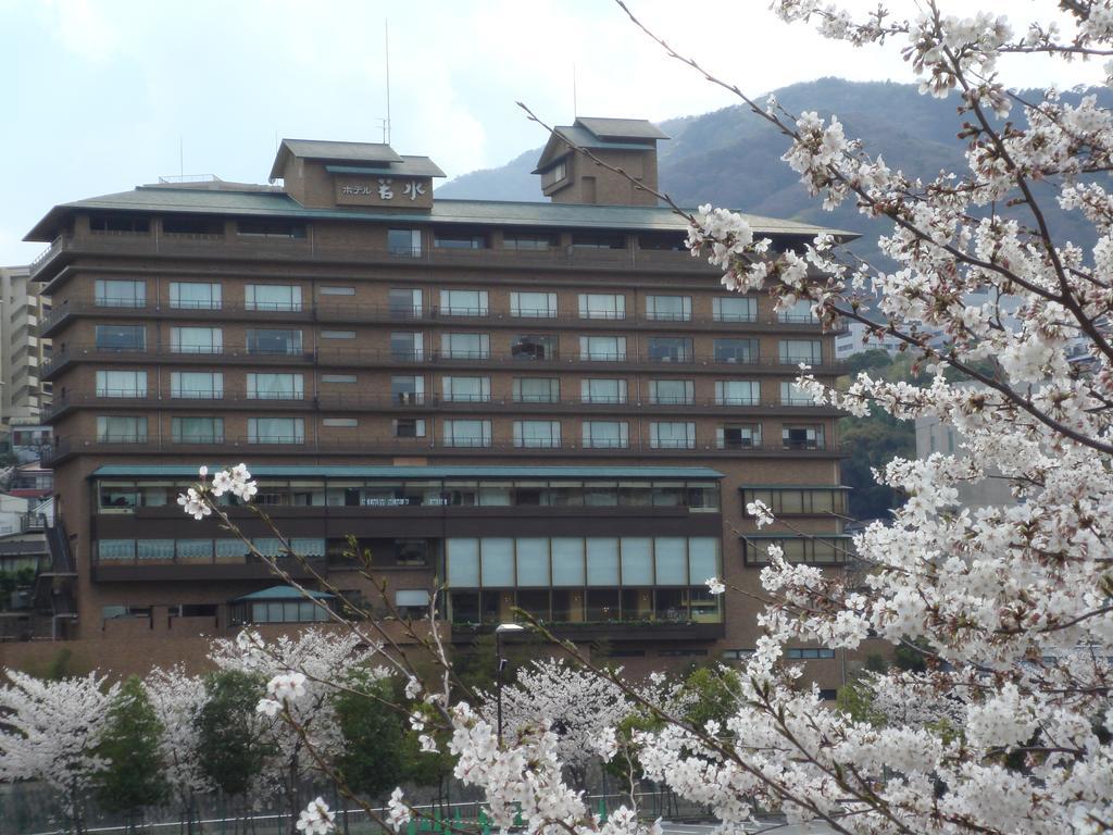 Hotel Wakamizu Takarazuka Exterior foto