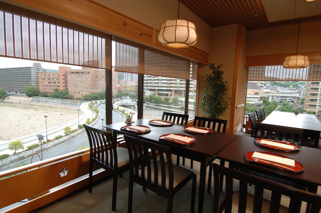 Hotel Wakamizu Takarazuka Exterior foto